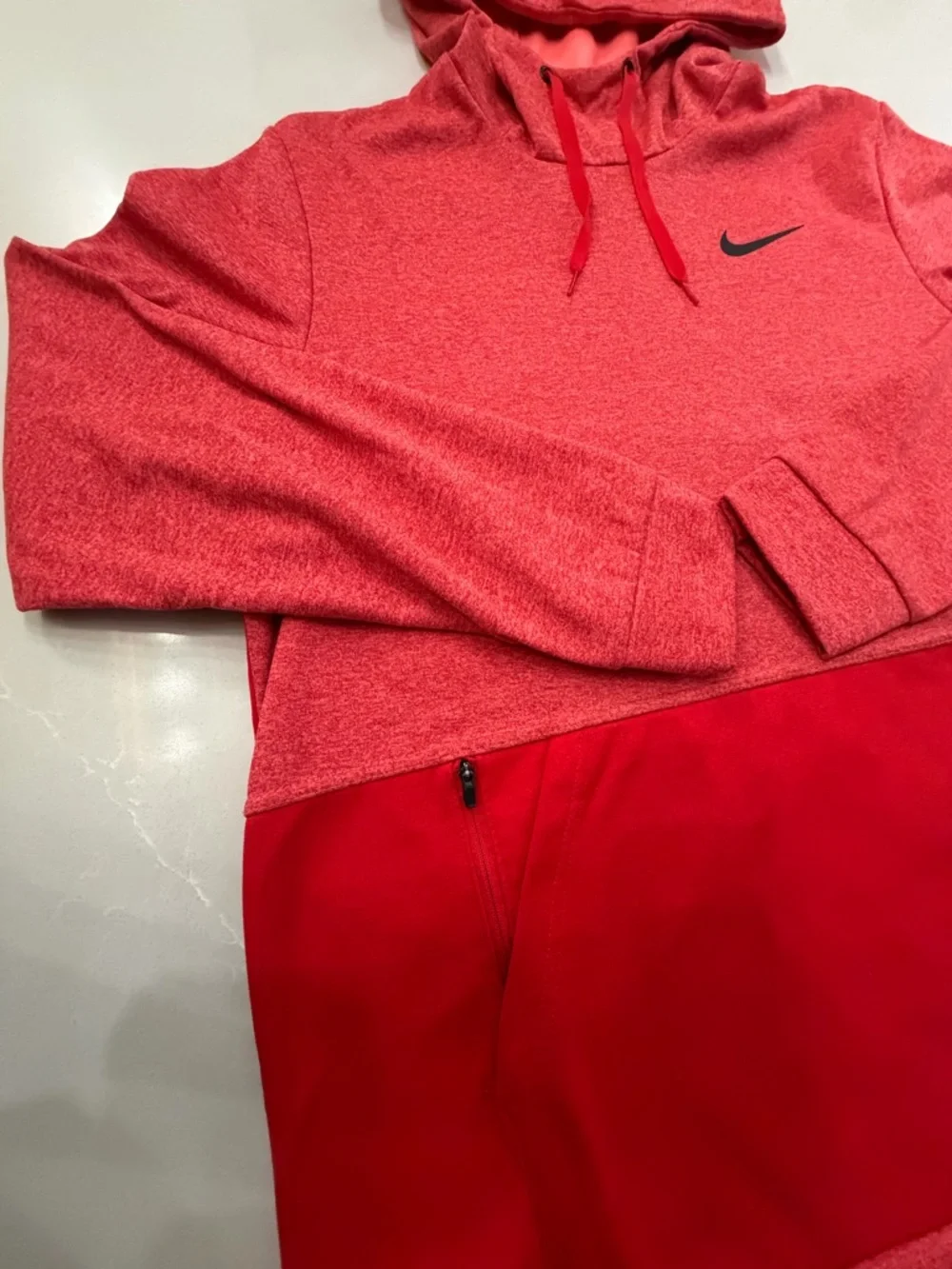 Men’s Nike Red Two-Tone Heather Pullover Therma-Fit Hoodie, L